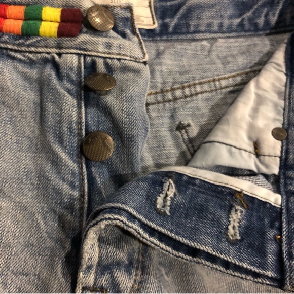Free People Jean Shorts Size 27 (waist 30”) Eliot Rainbow Waist Very Distressed - Picture 5 of 10